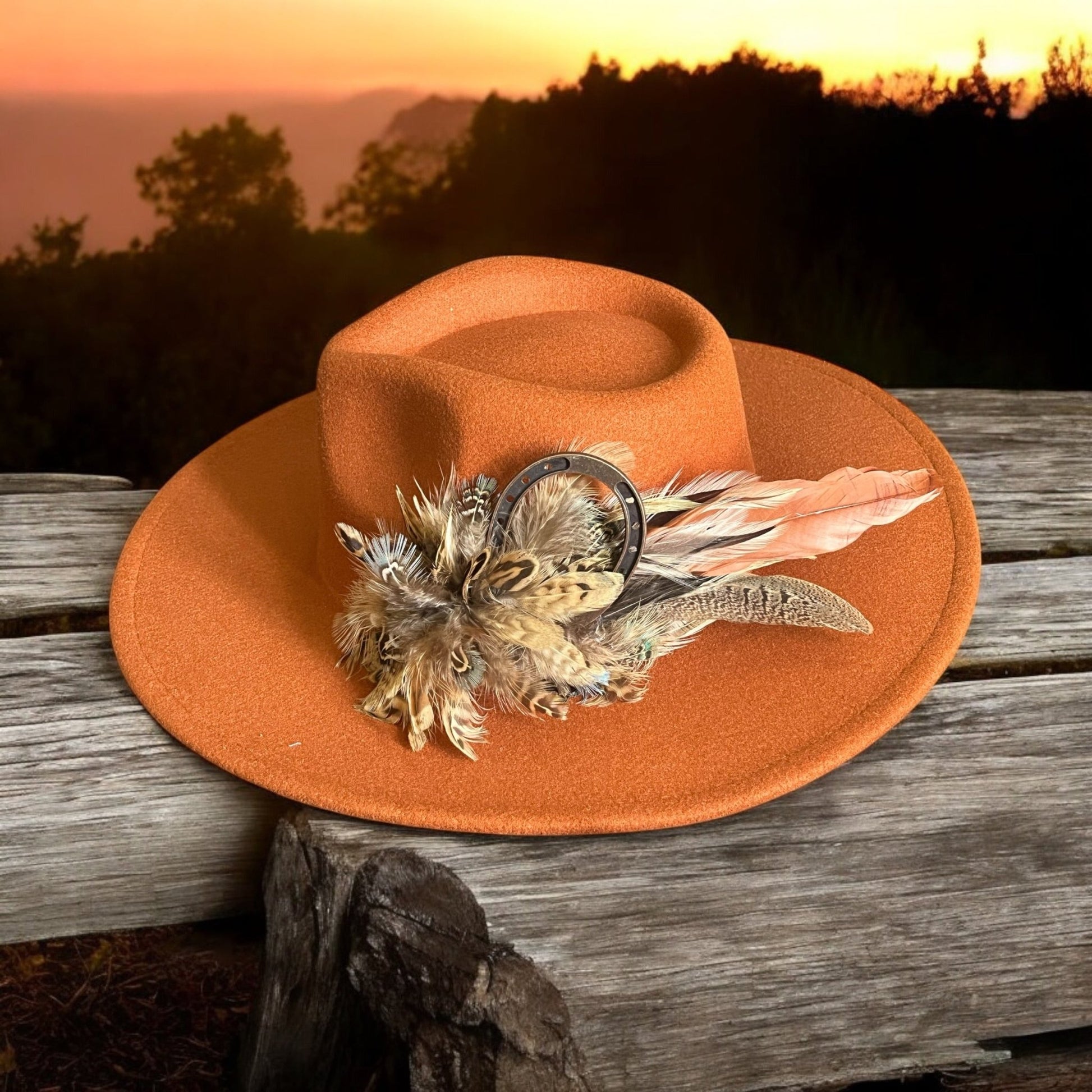 Lucky Horseshoe Hat Fascinator - Mad Gringa Hats & Boutique